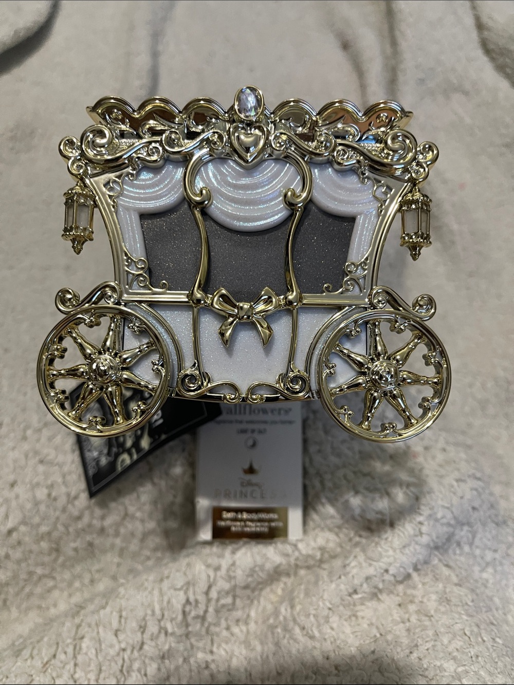NWT- Bath & Body Works x Disney. Projector Wallflower. Limited Edition - Picture 2 of 5